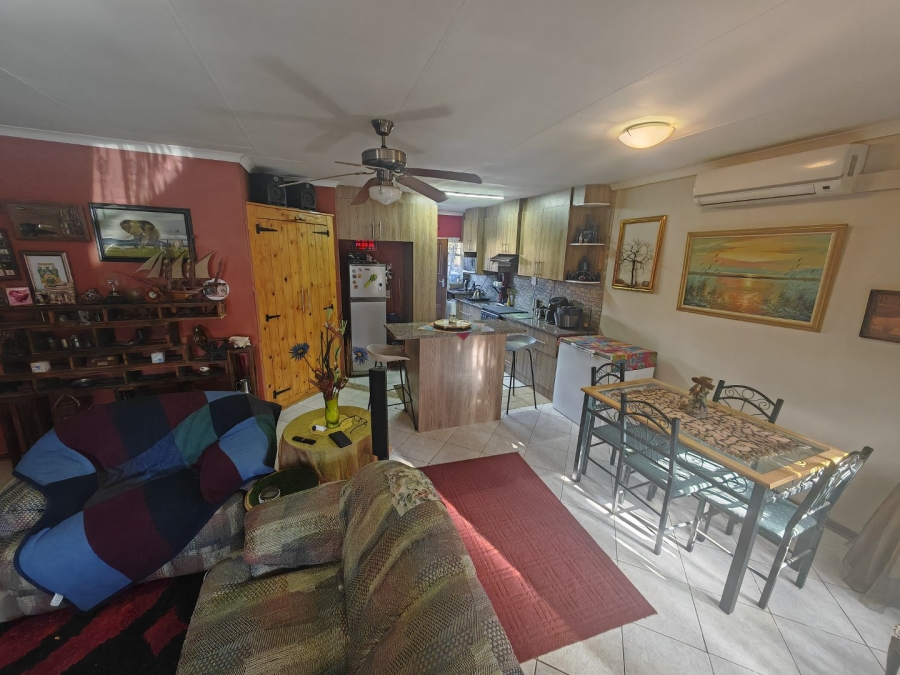 2 Bedroom Property for Sale in Pellissier Free State